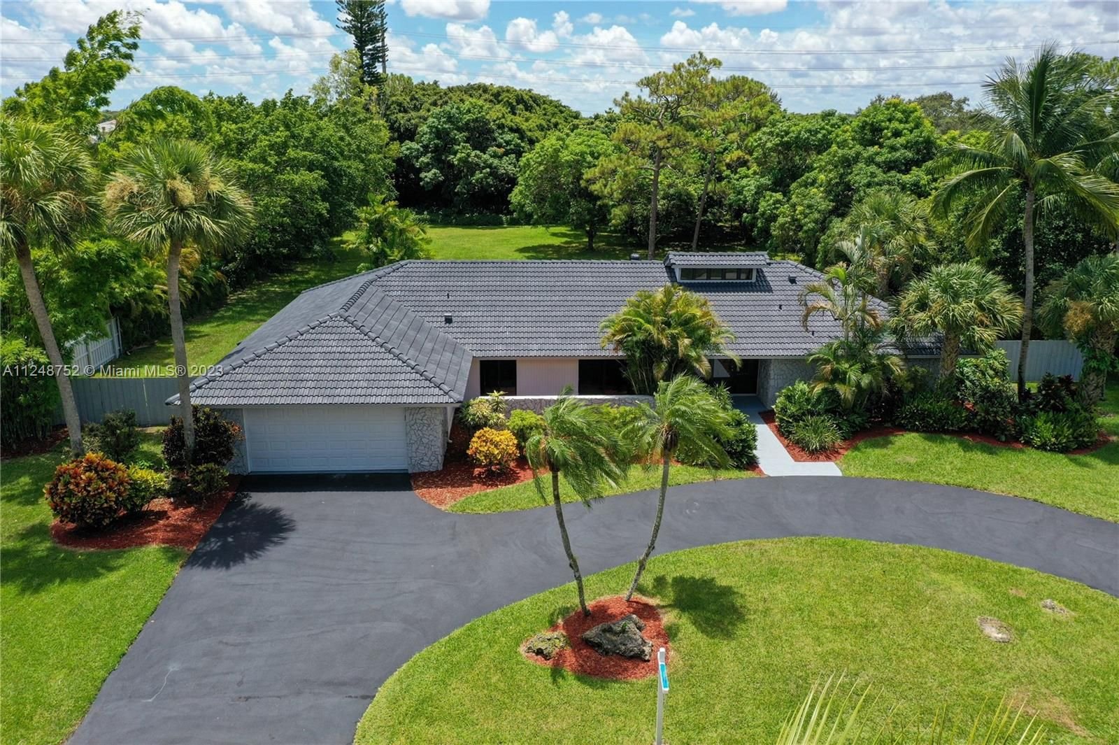 Real estate property located at 11476 Sundance Ln, Palm Beach County, Boca Raton, FL