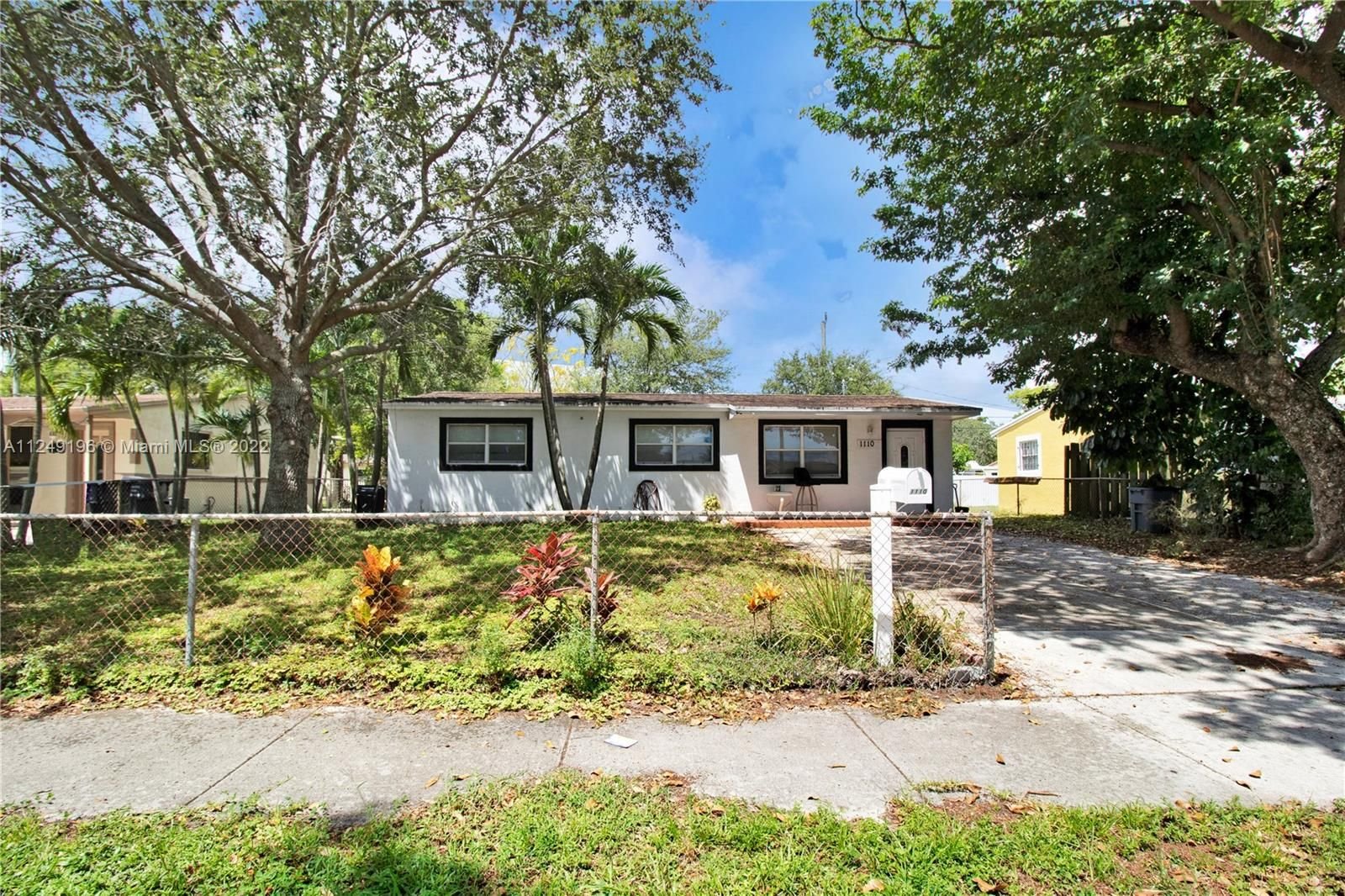 Real estate property located at 1110 71st Ter, Broward County, Hollywood, FL