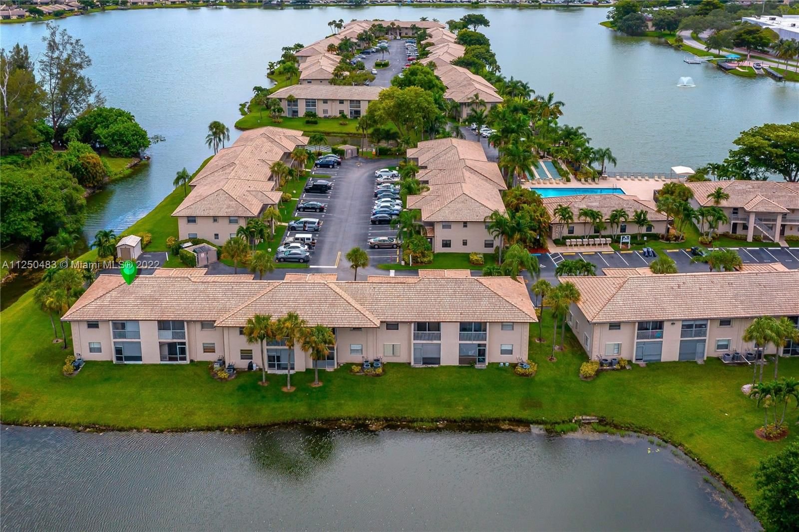 Real estate property located at 5560 Lakeside Dr #106, Broward County, Margate, FL