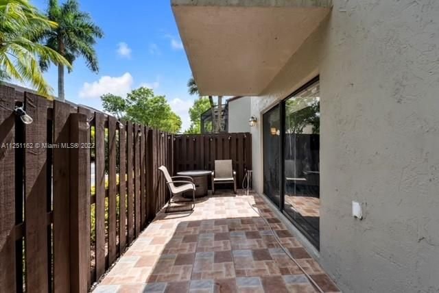 Real estate property located at 10525 153rd Ct #4, Miami-Dade County, Miami, FL