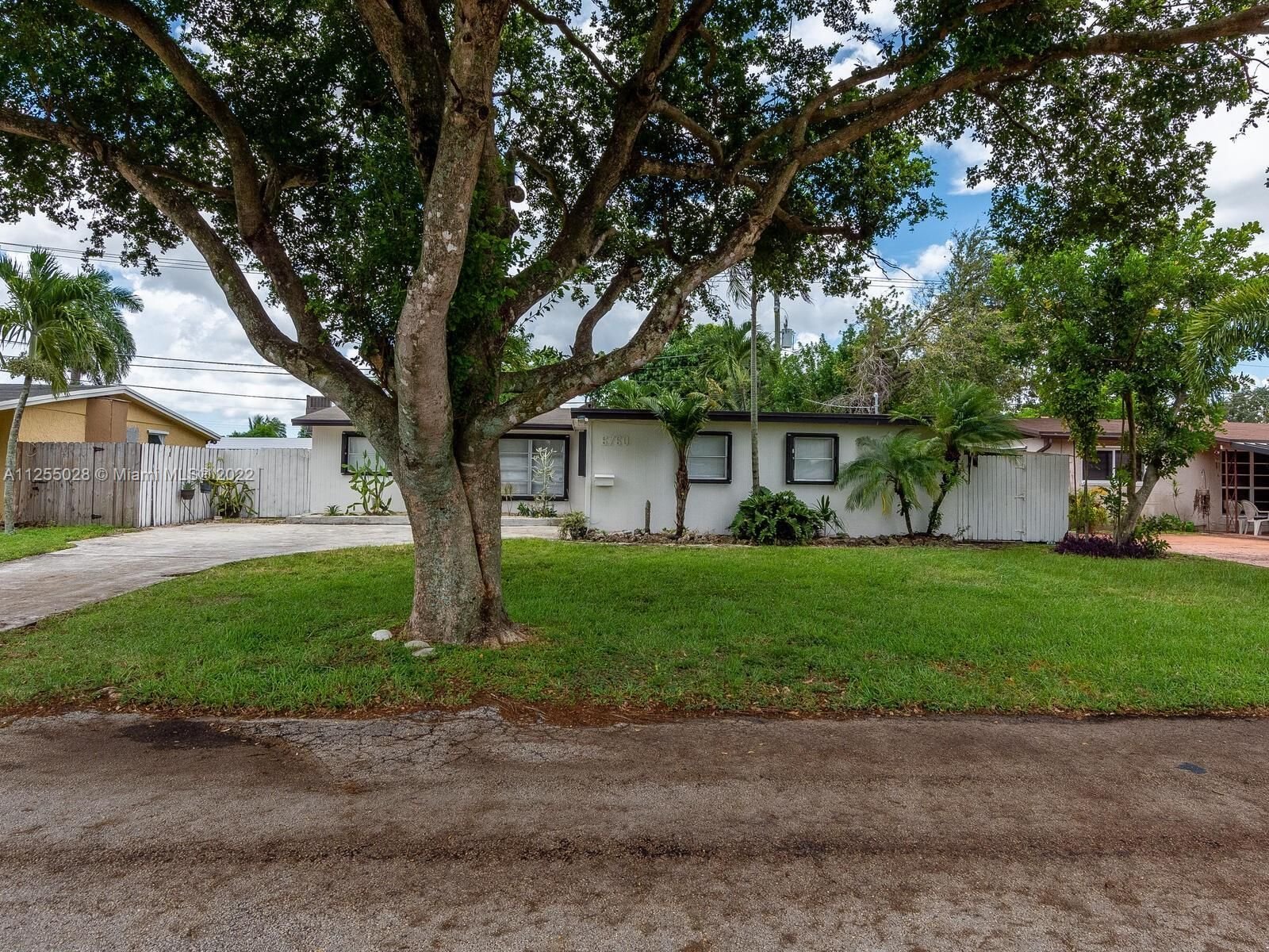 Real estate property located at 6760 Evans St, Broward County, Hollywood, FL