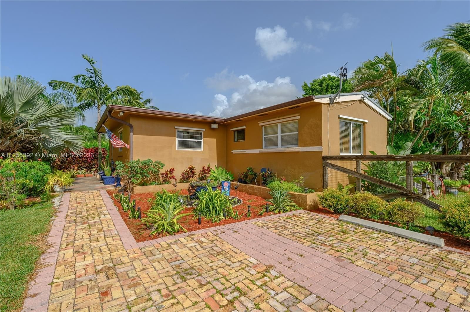Real estate property located at 19755 208th St, Miami-Dade County, Miami, FL