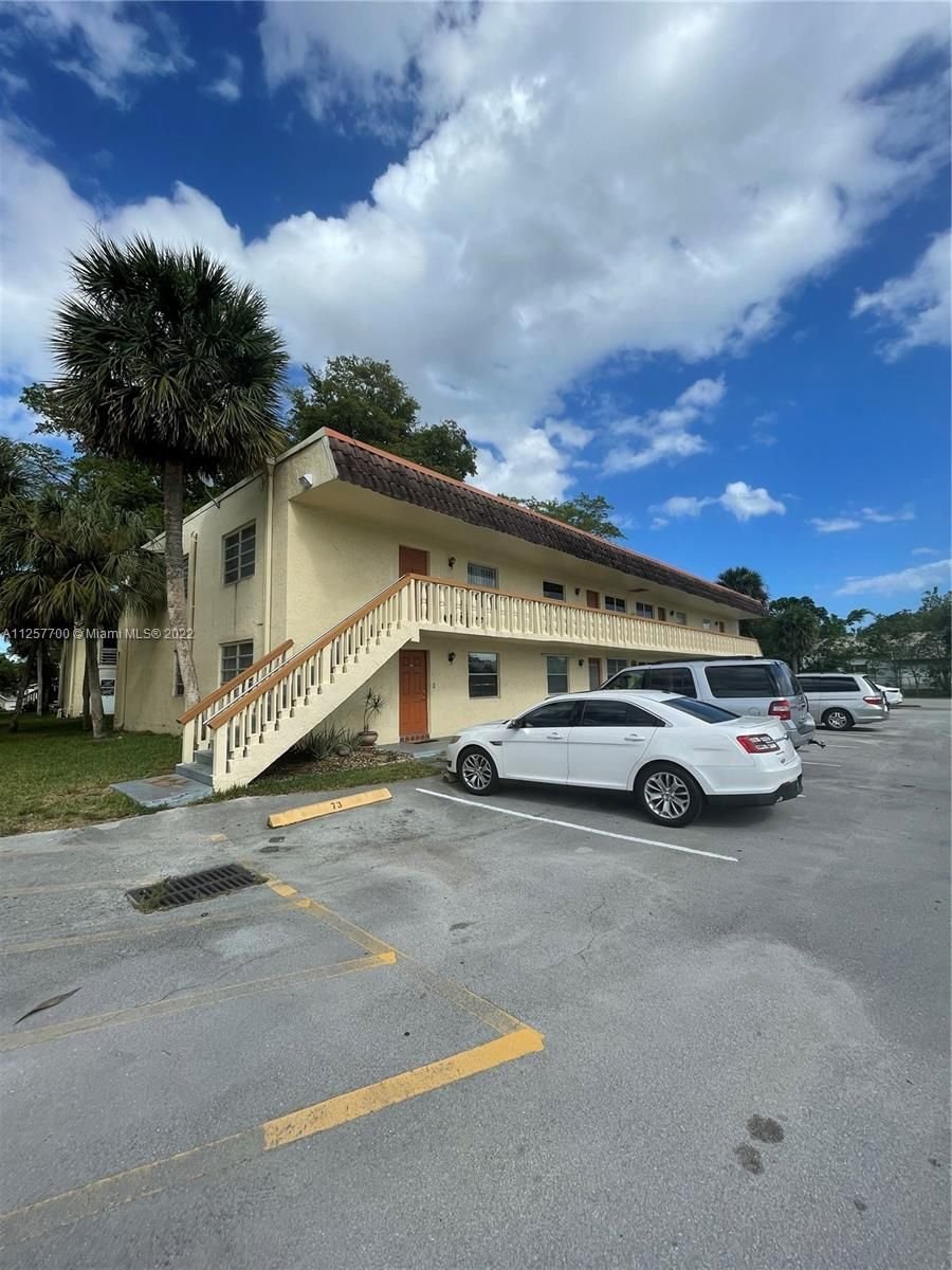 Real estate property located at 3777 78th Ave #10F, Broward County, Davie, FL