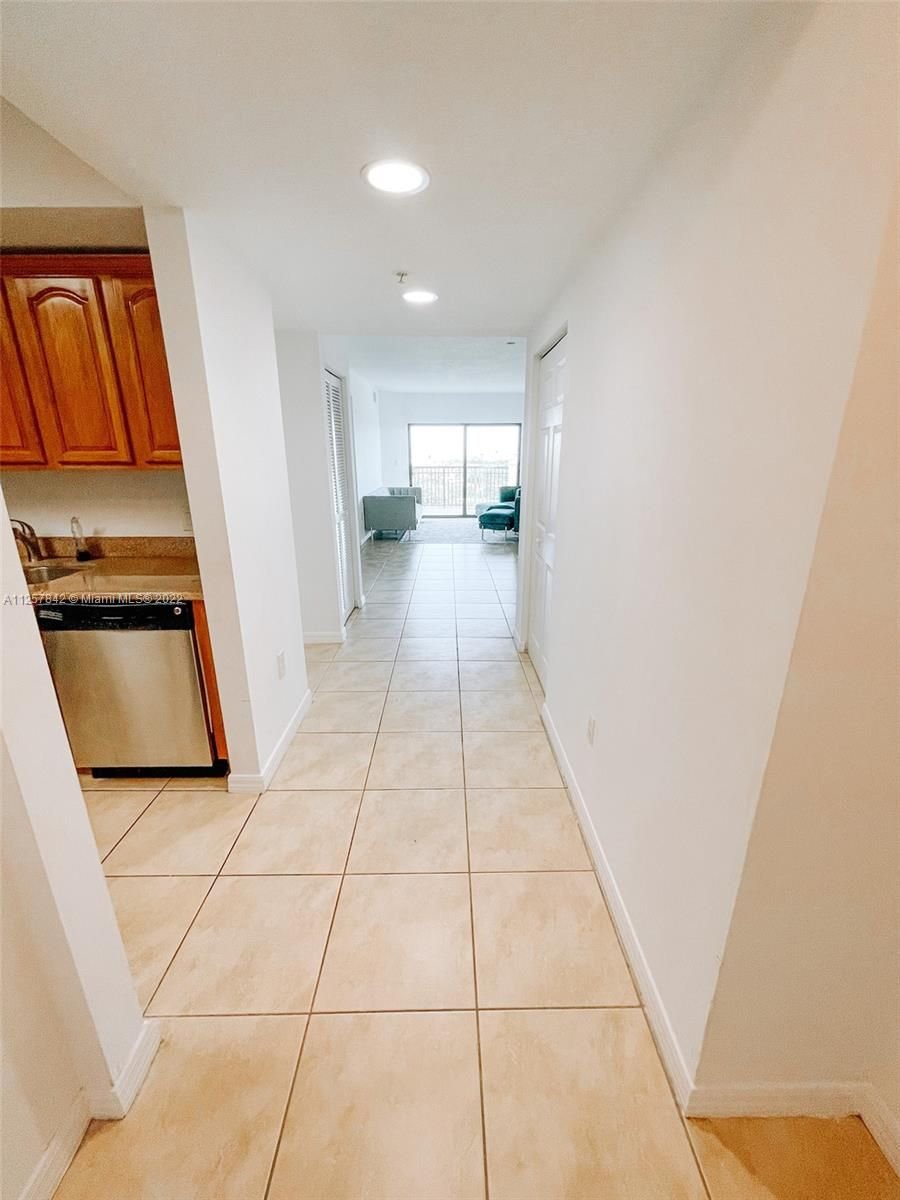 Real estate property located at 4242 2nd St #1104, Miami-Dade County, Miami, FL
