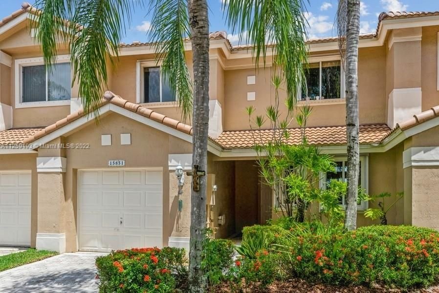 Real estate property located at 15851 10th St #15851, Broward County, Pembroke Pines, FL