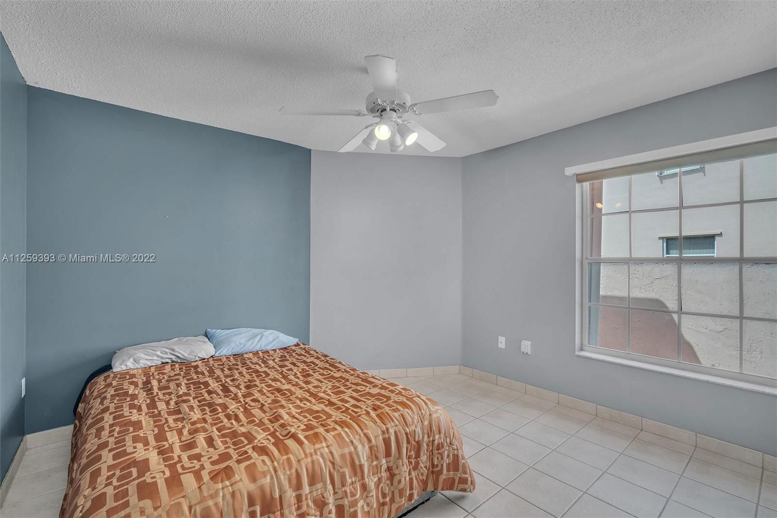 Real estate property located at 18700 12th St, Broward County, Pembroke Pines, FL