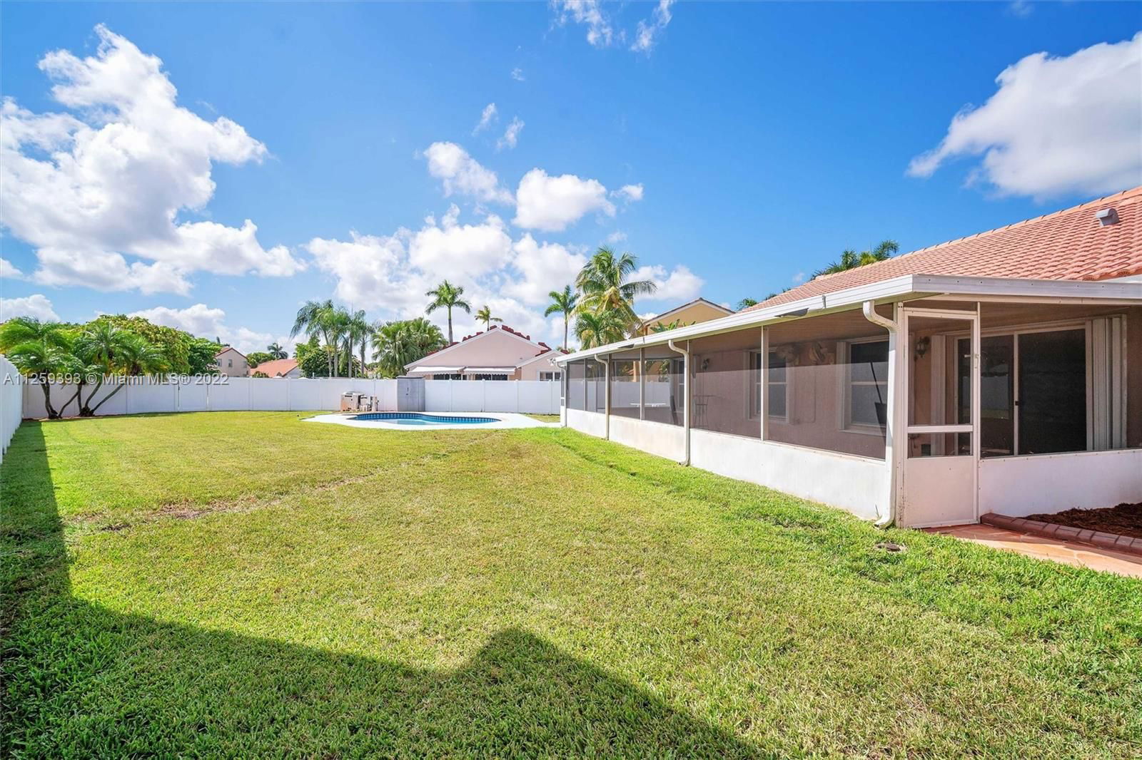 Real estate property located at 18700 12th St, Broward County, Pembroke Pines, FL