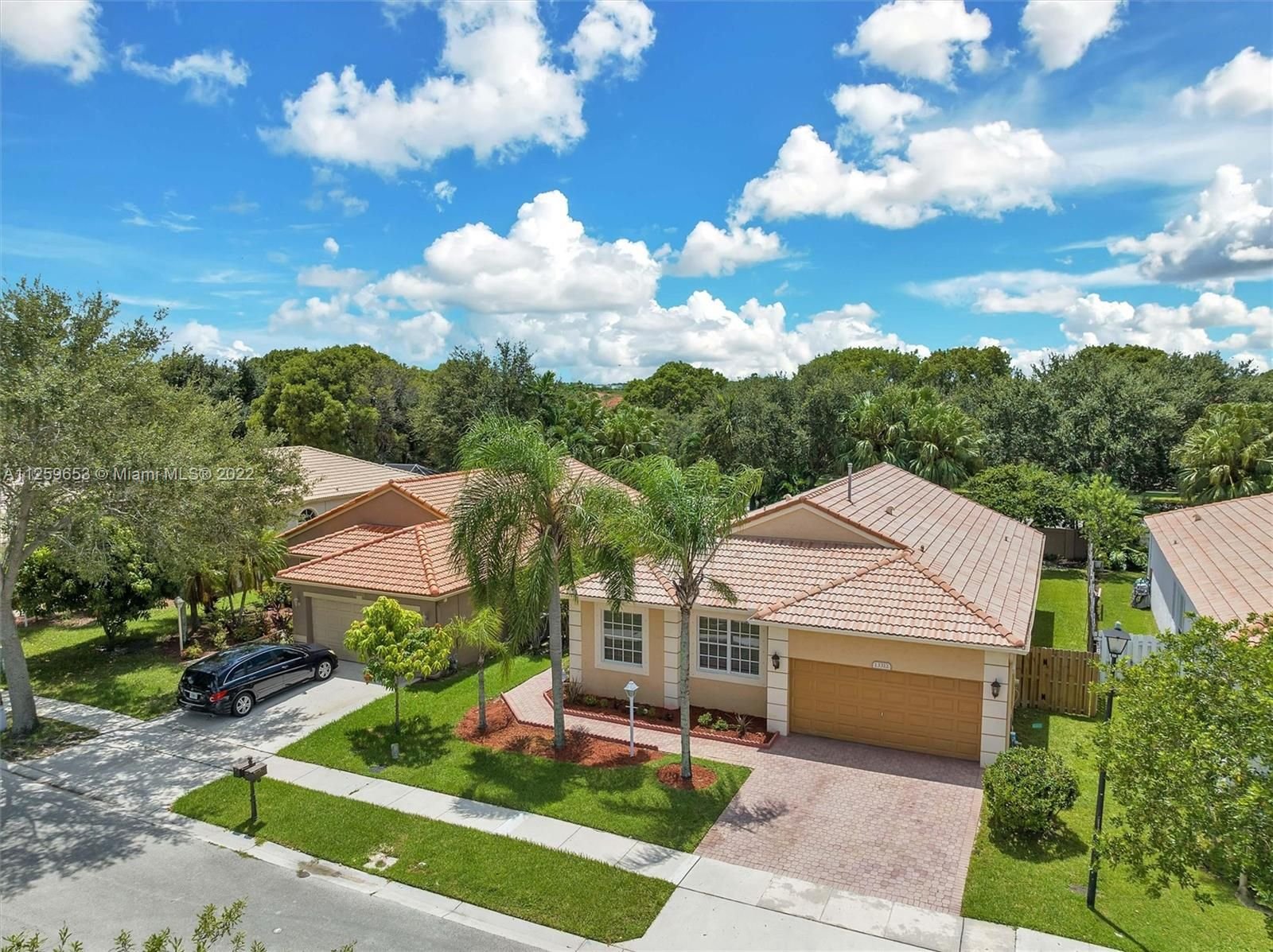 Real estate property located at 13312 11th St, Broward County, Pembroke Pines, FL