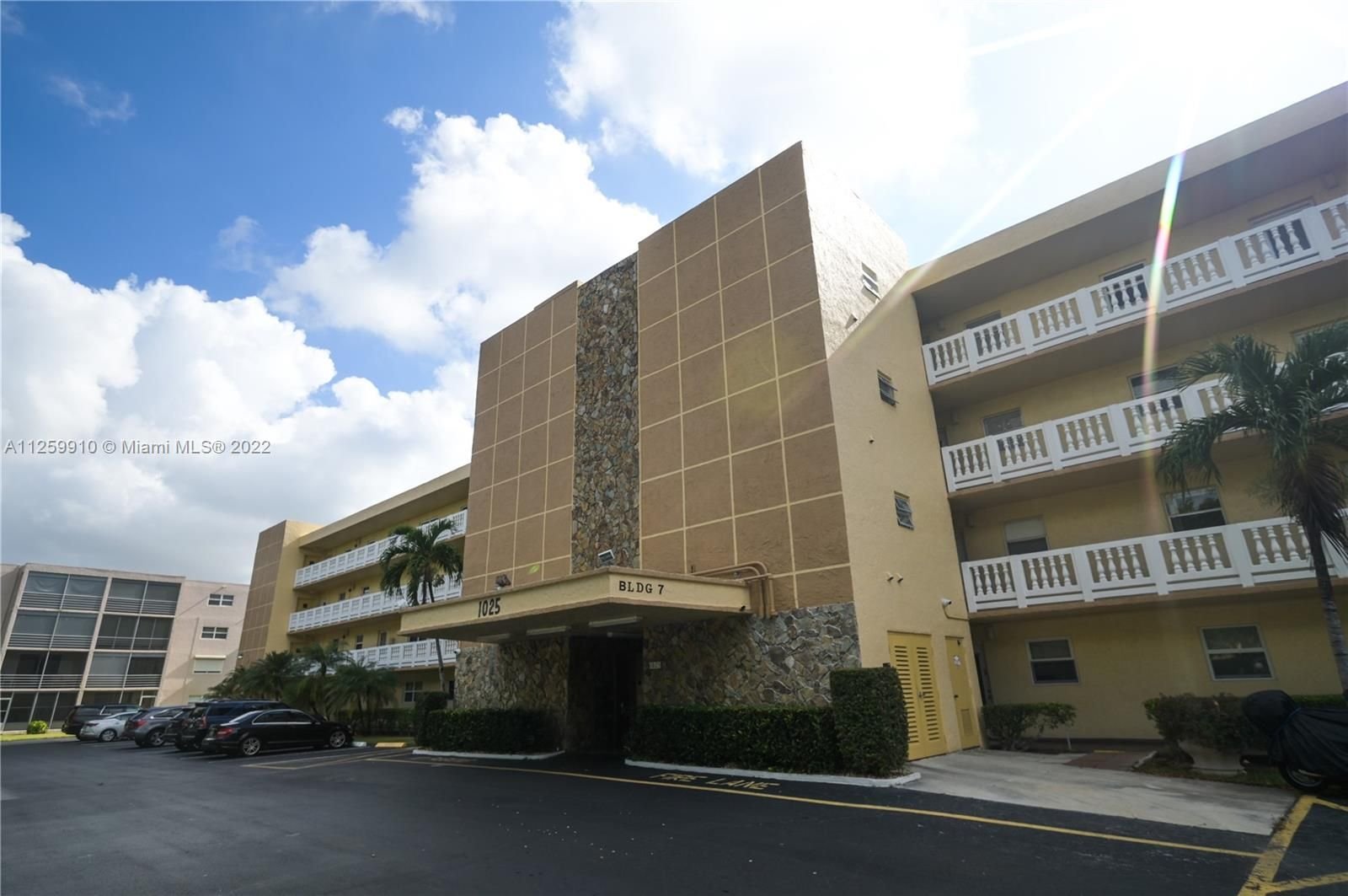 Real estate property located at 1025 3rd Ave #102, Broward County, Dania Beach, FL
