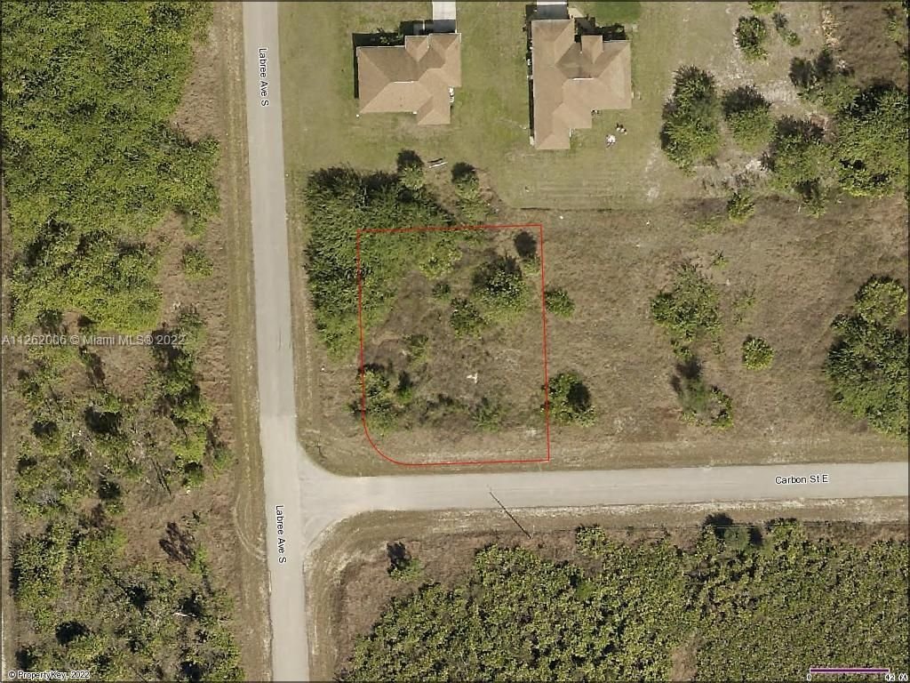 Real estate property located at 701 Carbon St E, Lee County, Lehigh Acres, FL