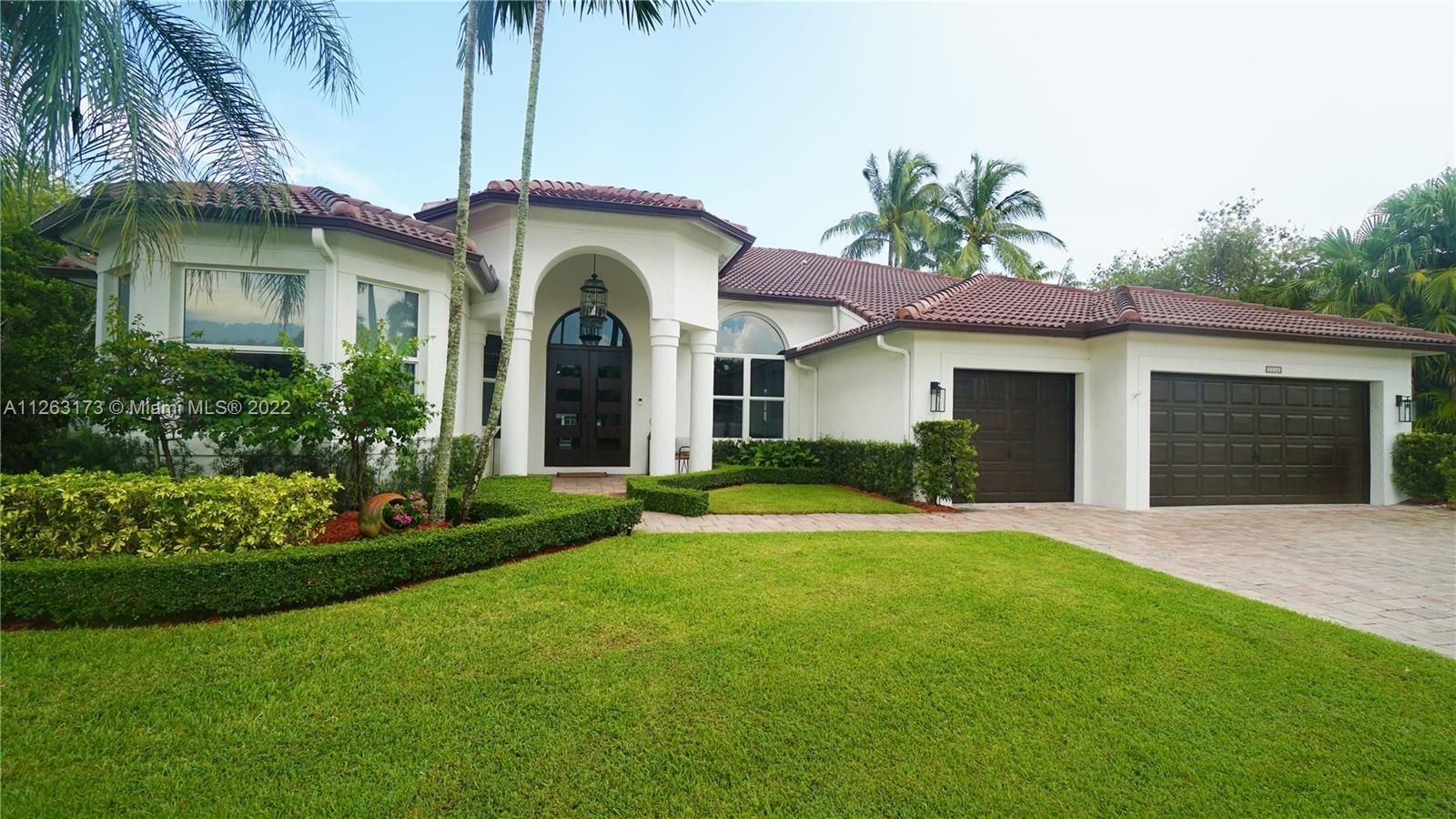 Real estate property located at 2534 Monterey Ct, Broward County, Weston, FL