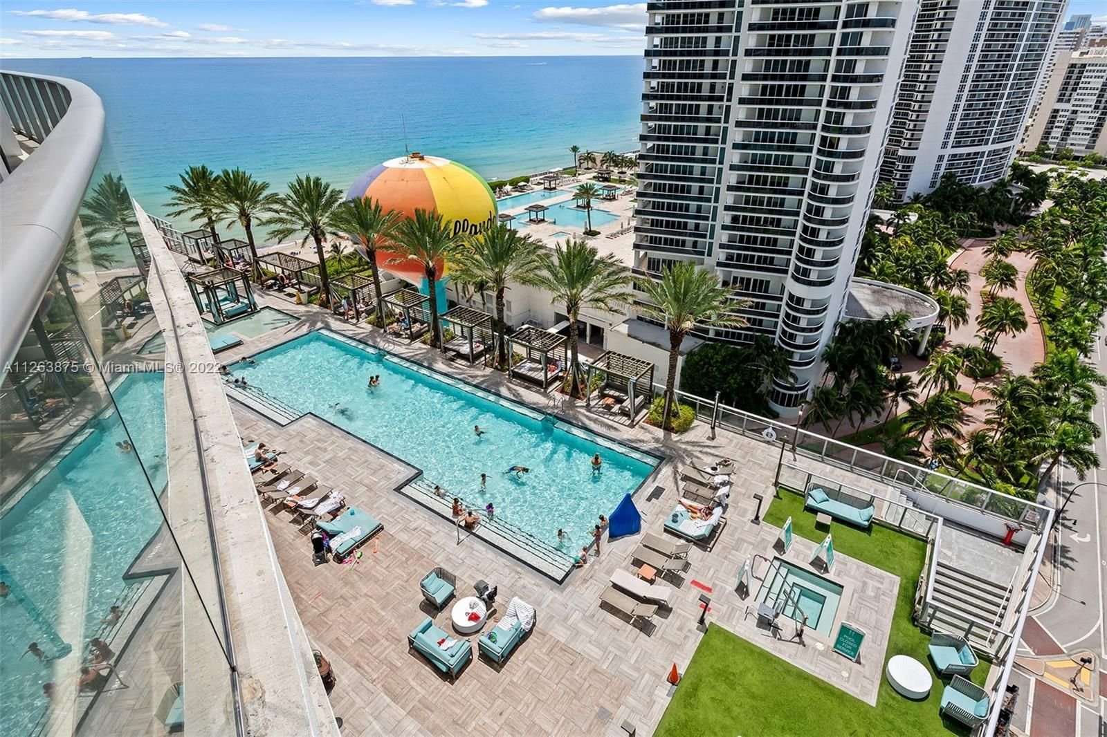 Real estate property located at 4111 Ocean Dr #1411, Broward County, Hollywood, FL