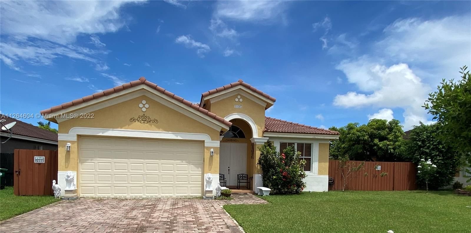 Real estate property located at 11045 243rd St, Miami-Dade County, Homestead, FL