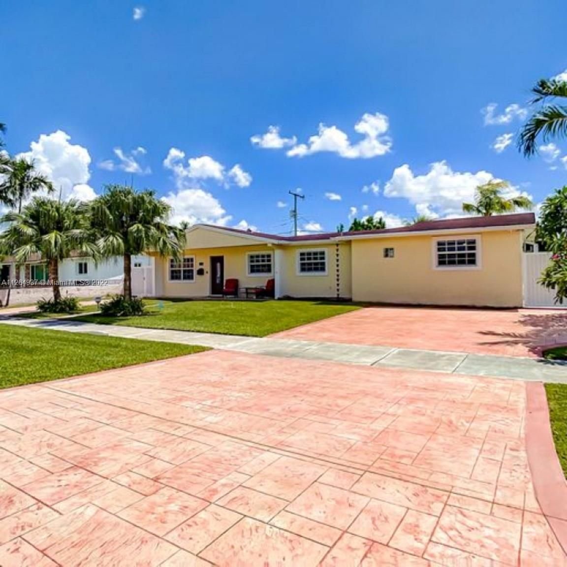 Real estate property located at 11040 64th St, Miami-Dade County, Miami, FL