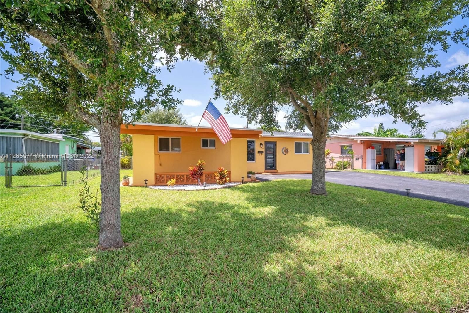 Real estate property located at 7608 Simms St, Broward County, Hollywood, FL