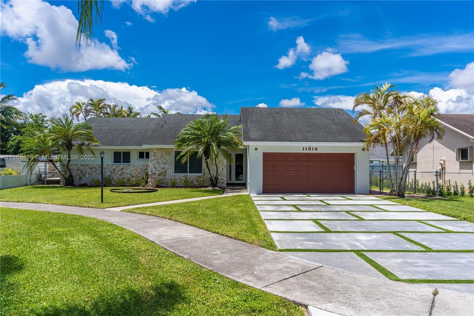 Real estate property located at 11914 130th Ct, Miami-Dade County, Miami, FL