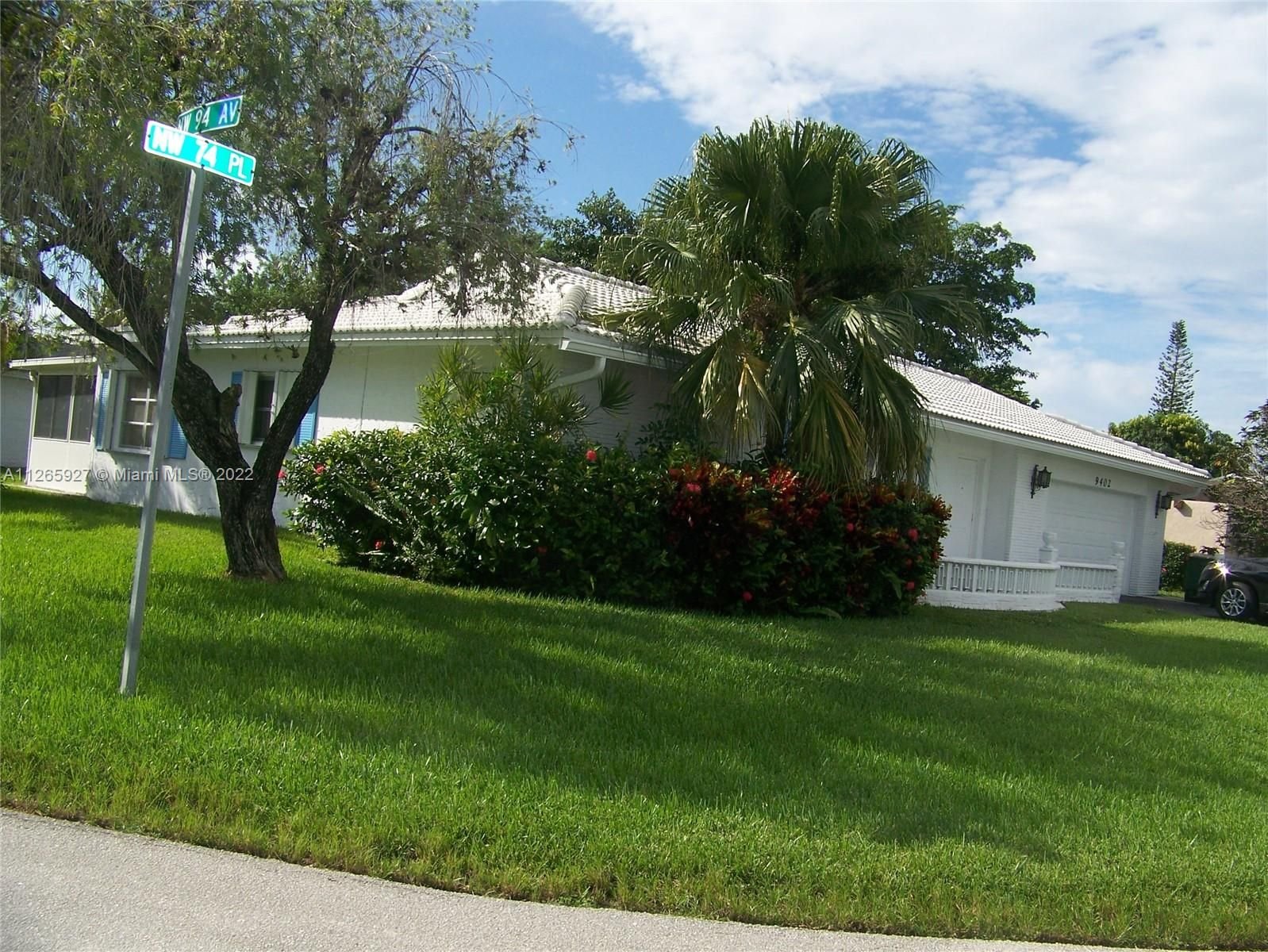Real estate property located at 9402 74th Pl, Broward County, Tamarac, FL