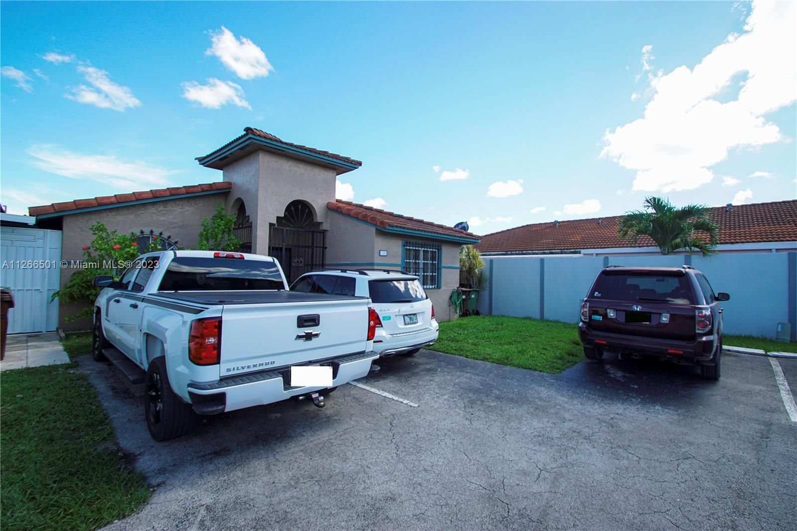 Real estate property located at 3355 68th St #122, Miami-Dade County, Hialeah, FL