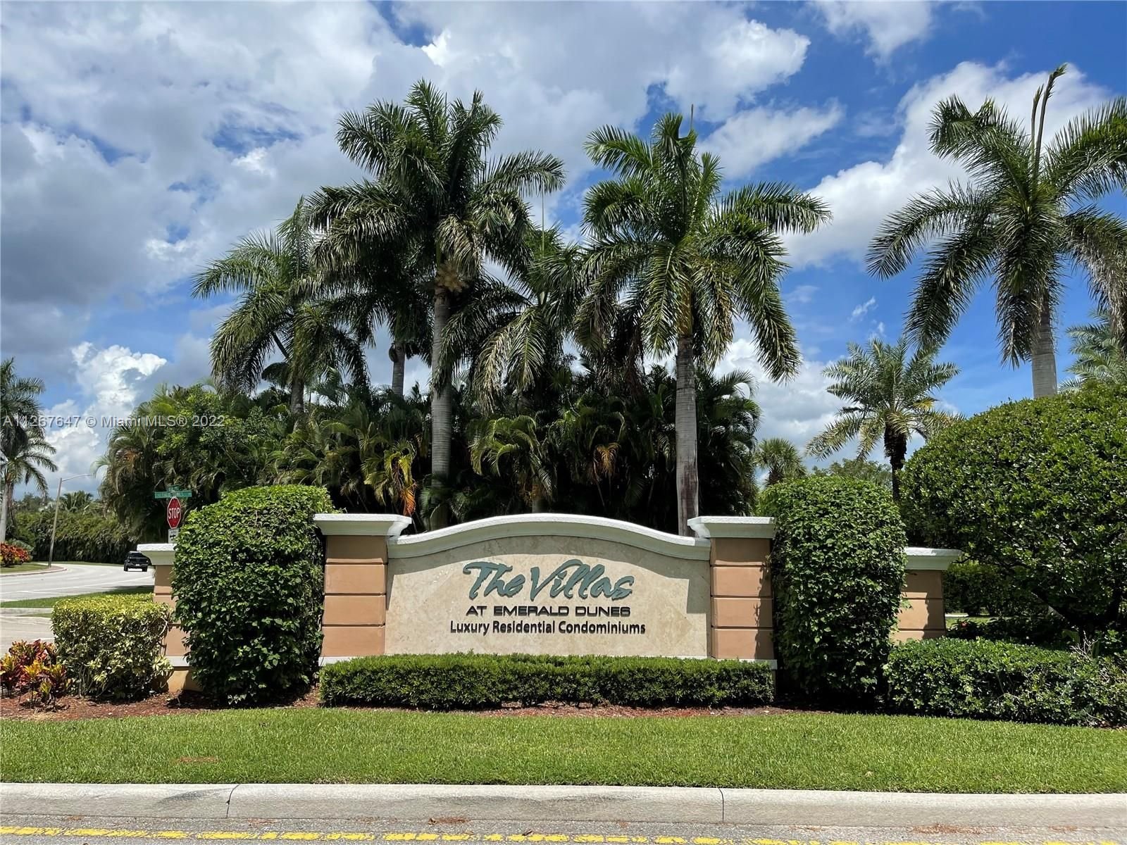 Real estate property located at 6386 Emerald Dunes Dr #208, Palm Beach County, West Palm Beach, FL