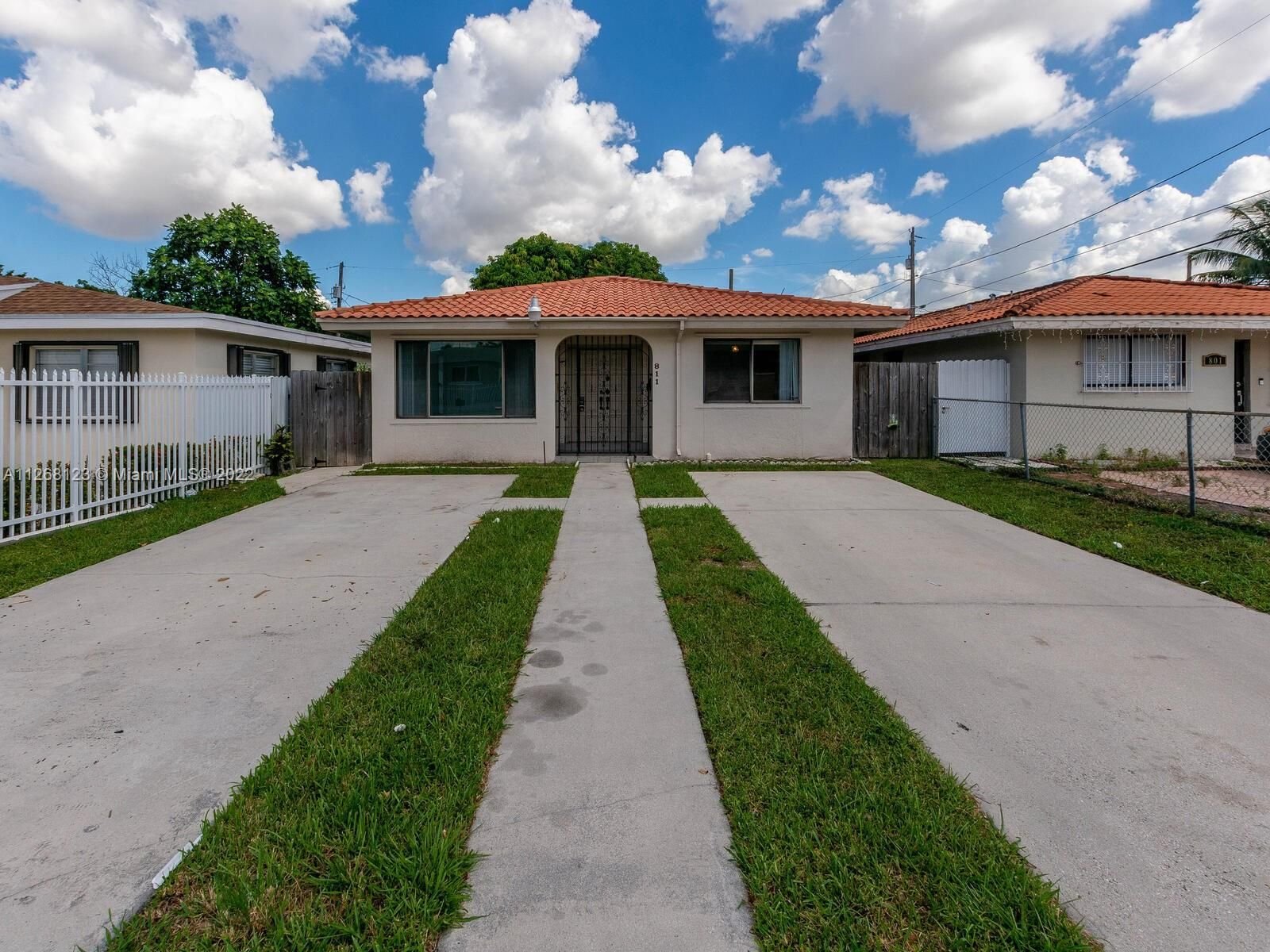 Real estate property located at 811 33rd St, Miami-Dade County, Hialeah, FL