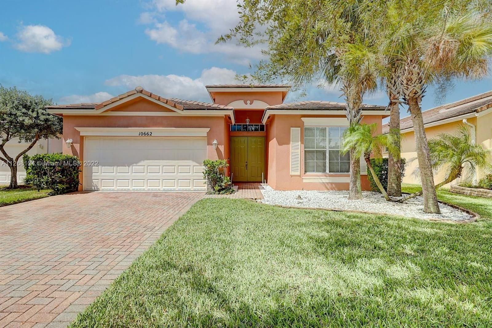 Real estate property located at 10662 Gingermill Drive, St Lucie County, Port St. Lucie, FL