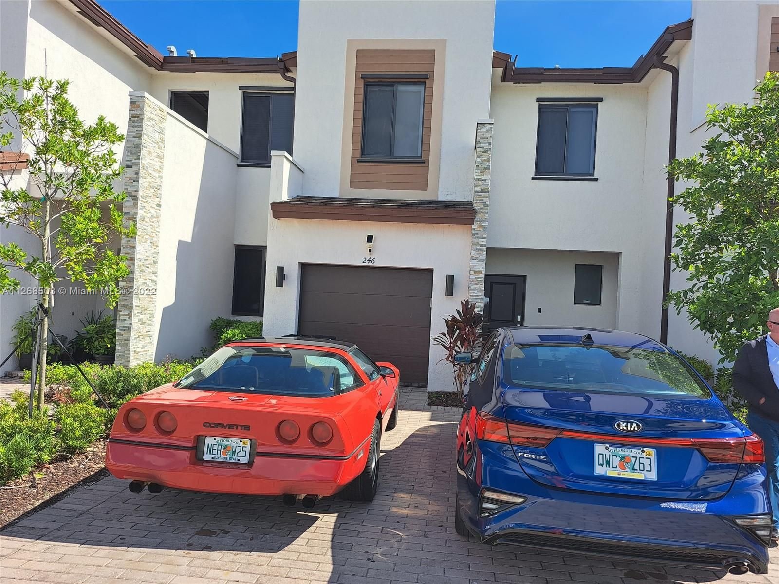 Real estate property located at 246 208th Ter, Miami-Dade County, Miami, FL