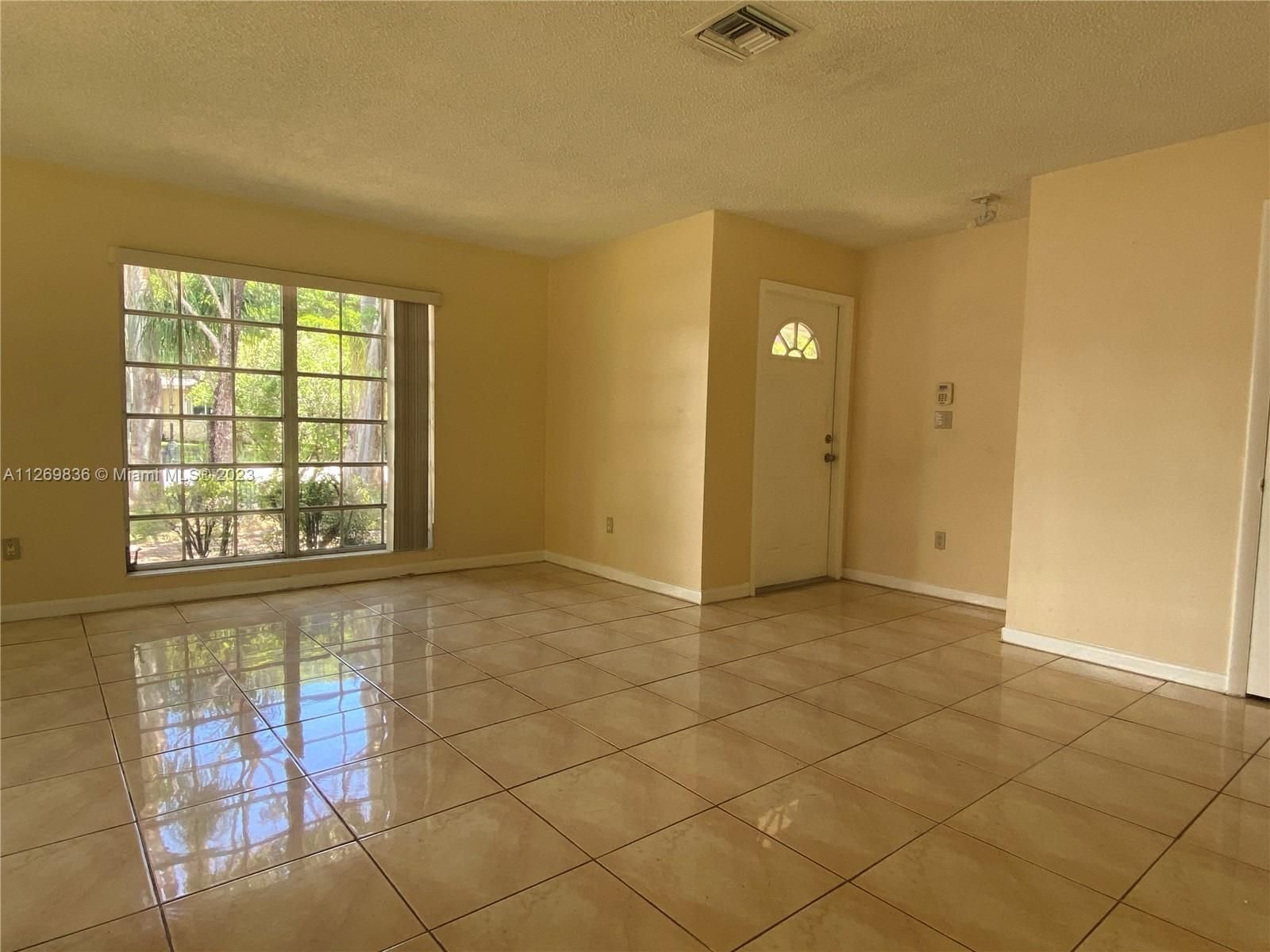 Real estate property located at 18104 89th Pl, Miami-Dade County, Palmetto Bay, FL