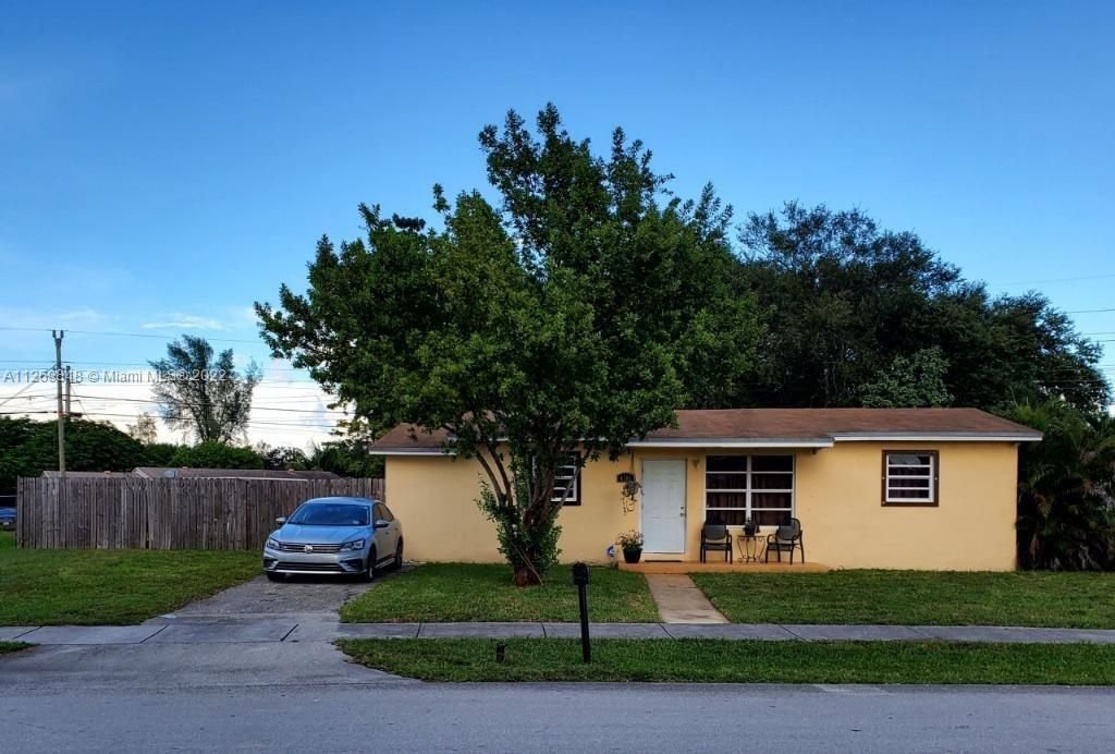 Real estate property located at 4101 32nd Dr, Broward County, West Park, FL