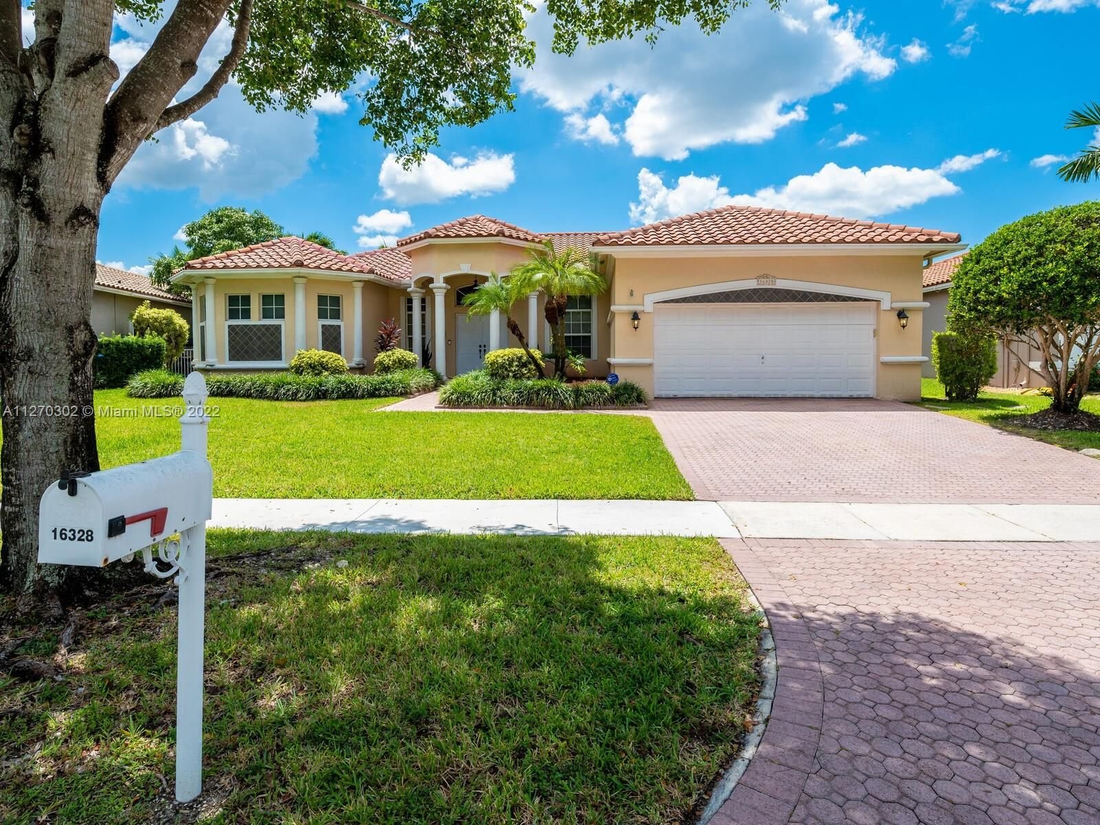 Real estate property located at 16328 14th St, Broward County, Pembroke Pines, FL