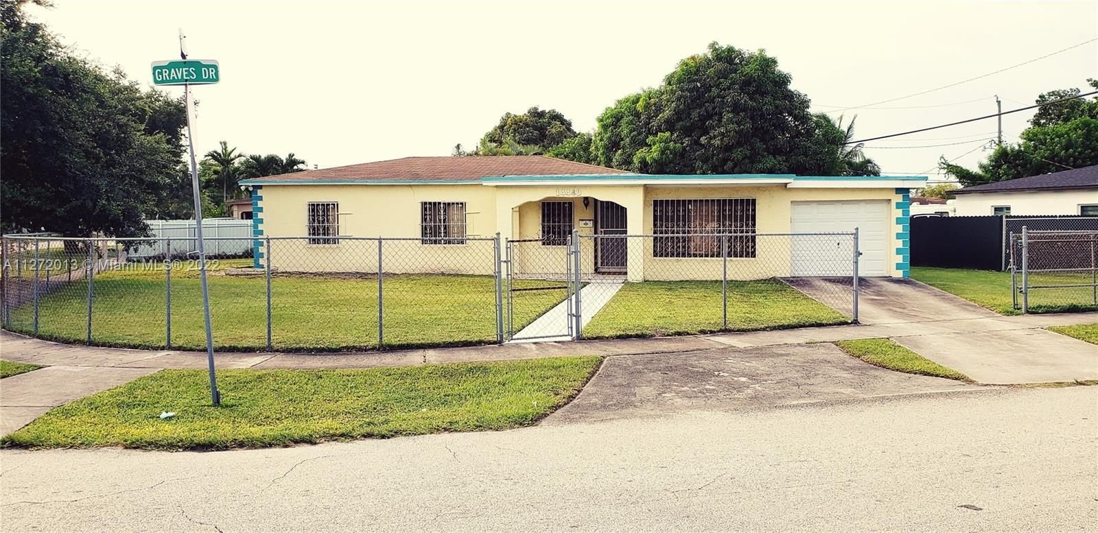 Real estate property located at 14440 Graves Dr, Miami-Dade County, Miami, FL