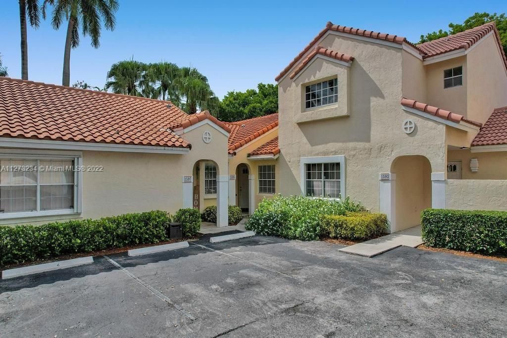Real estate property located at 1595 Springside Dr, Broward County, Weston, FL