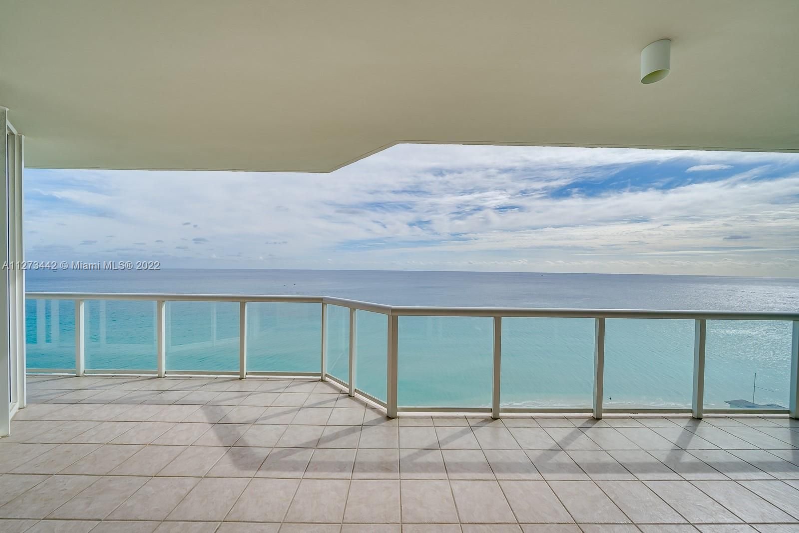 Real estate property located at 6001 Ocean Dr #1407, Broward County, Hollywood, FL