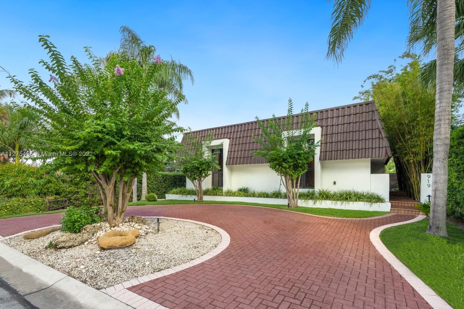 Real estate property located at 919 Northlake Dr, Broward County, Hollywood, FL