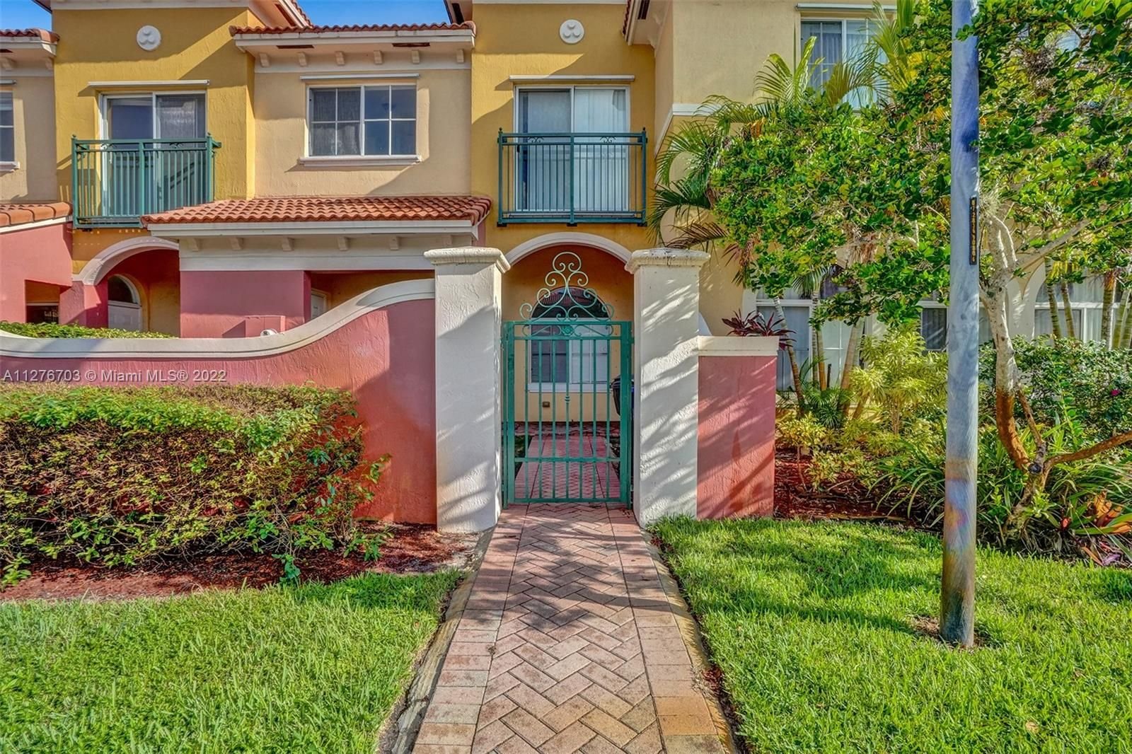 Real estate property located at 3619 29th Ct #3619, Broward County, Lauderdale Lakes, FL