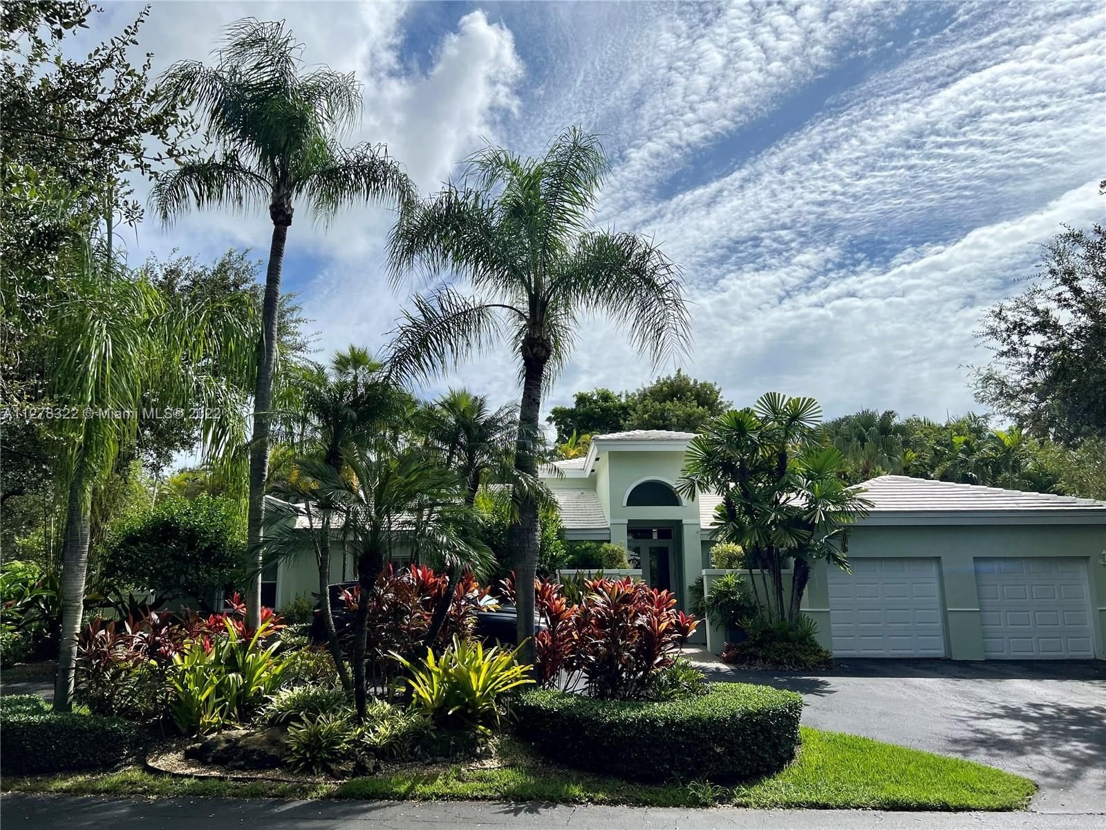 Real estate property located at 14941 75th Ct, Miami-Dade County, Palmetto Bay, FL