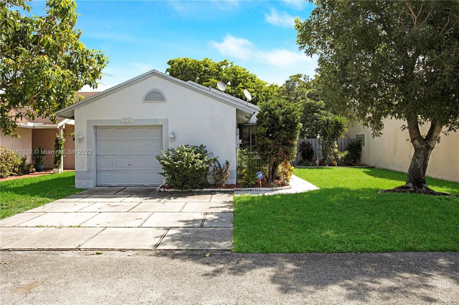 Real estate property located at 1251 109th Ave, Broward County, Pembroke Pines, FL