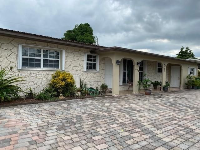 Real estate property located at 874 70th Pl, Miami-Dade County, Hialeah, FL