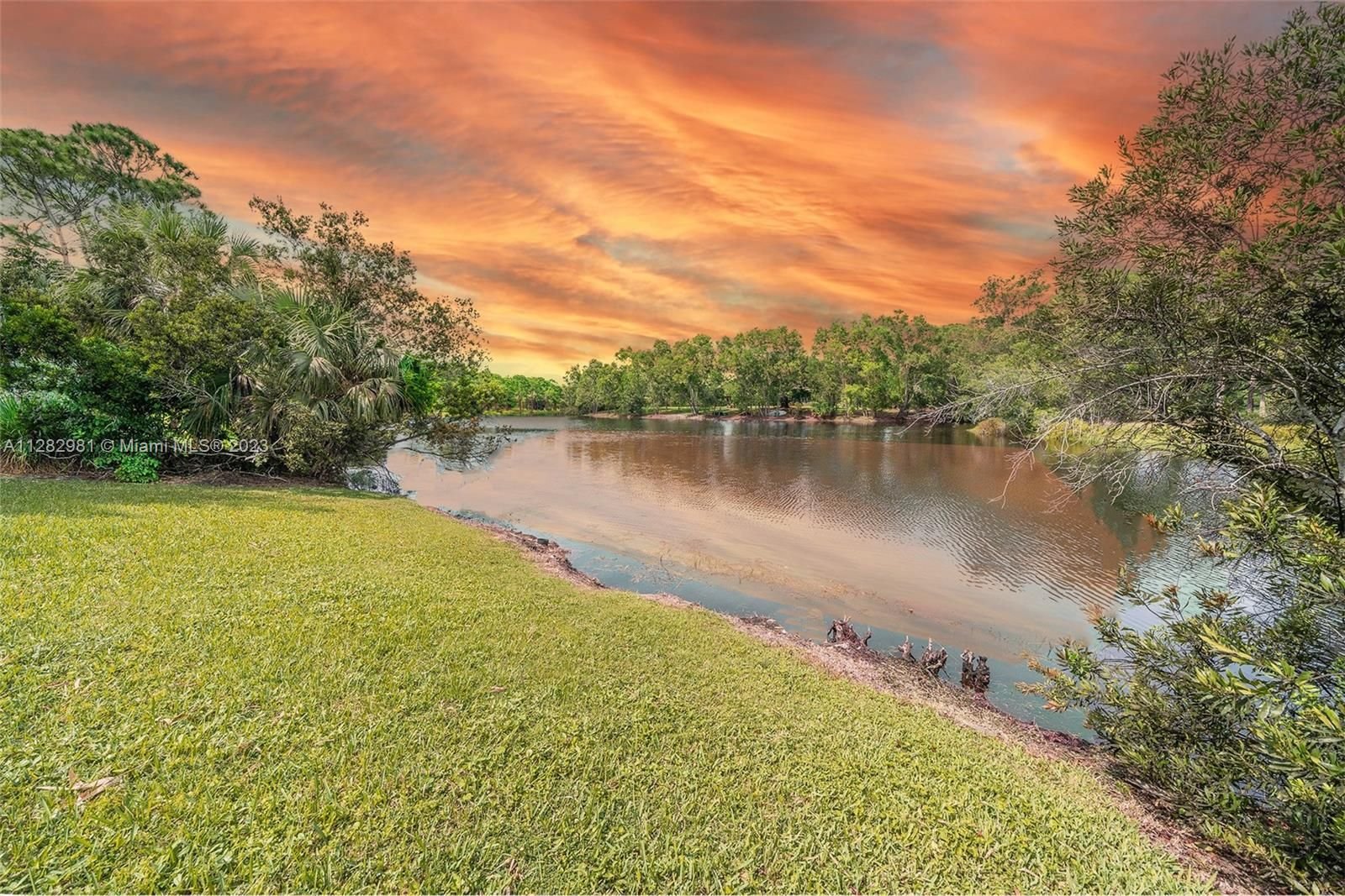 Real estate property located at 2770 Pinecrest Lakes Blvd, Martin County, Jensen Beach, FL