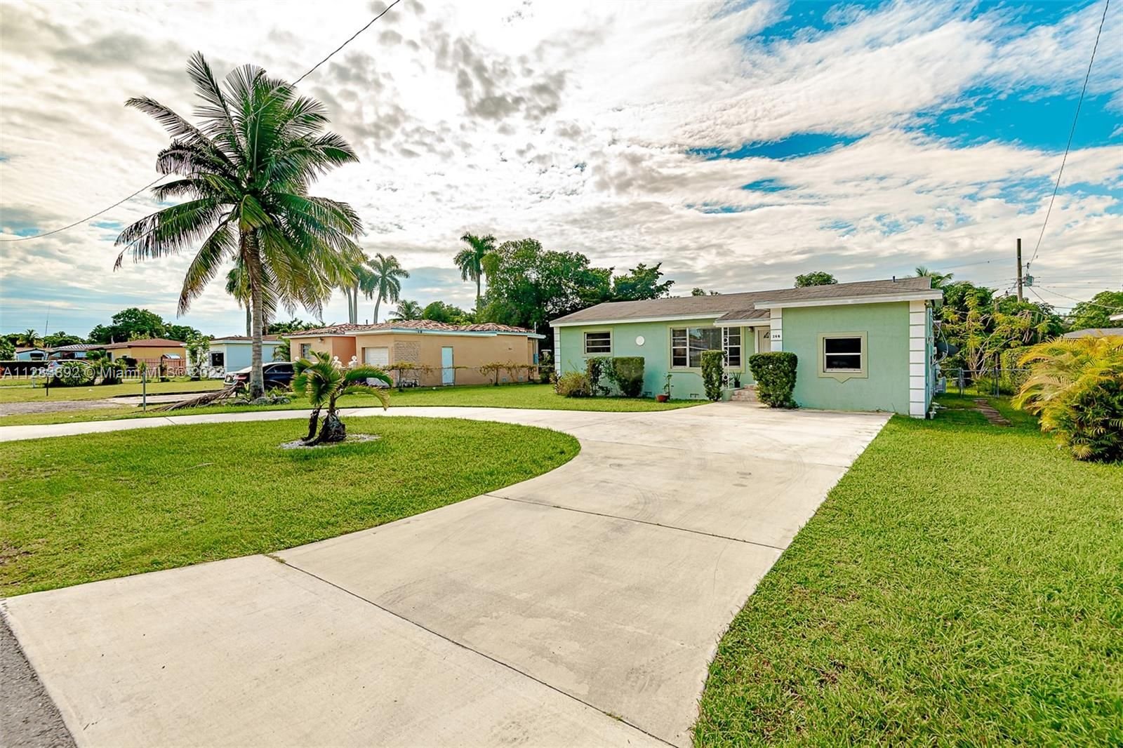 Real estate property located at 260 146th St, Miami-Dade County, Miami, FL