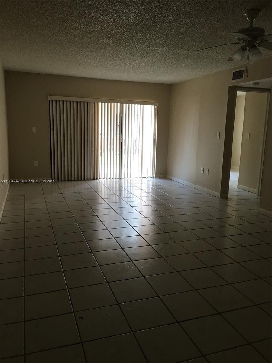 Real estate property located at 450 Park Dr #104, Miami-Dade County, Miami, FL