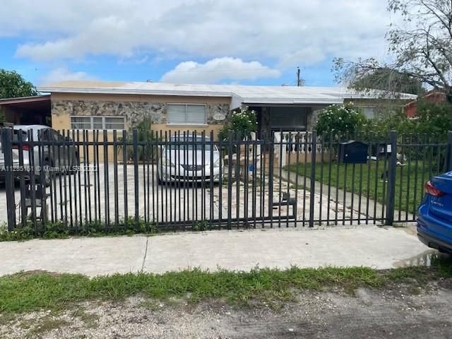 Real estate property located at 1105 69th Pl, Miami-Dade County, Hialeah, FL