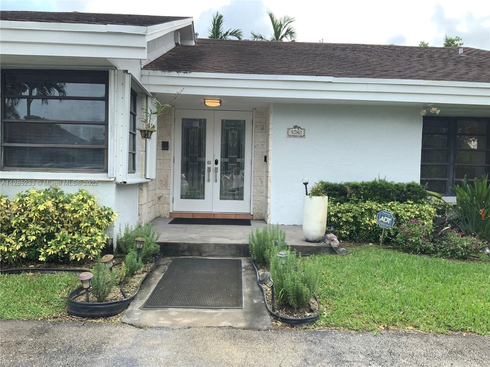 Real estate property located at 5780 59th Place, Miami-Dade County, South Miami, FL
