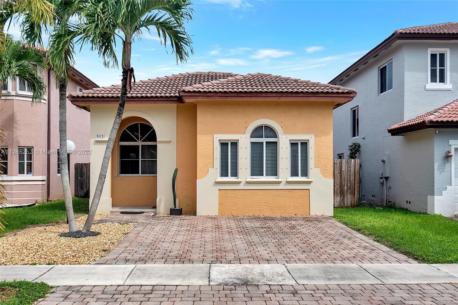 Real estate property located at 925 41st Ave, Miami-Dade County, Homestead, FL