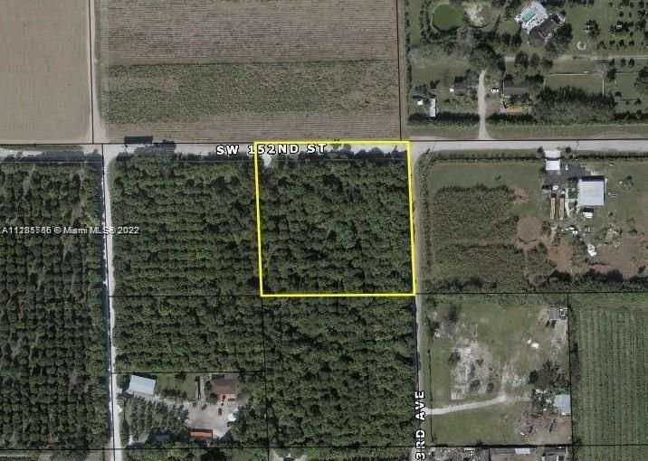 Real estate property located at 15300 193rd Ave, Miami-Dade County, Miami, FL