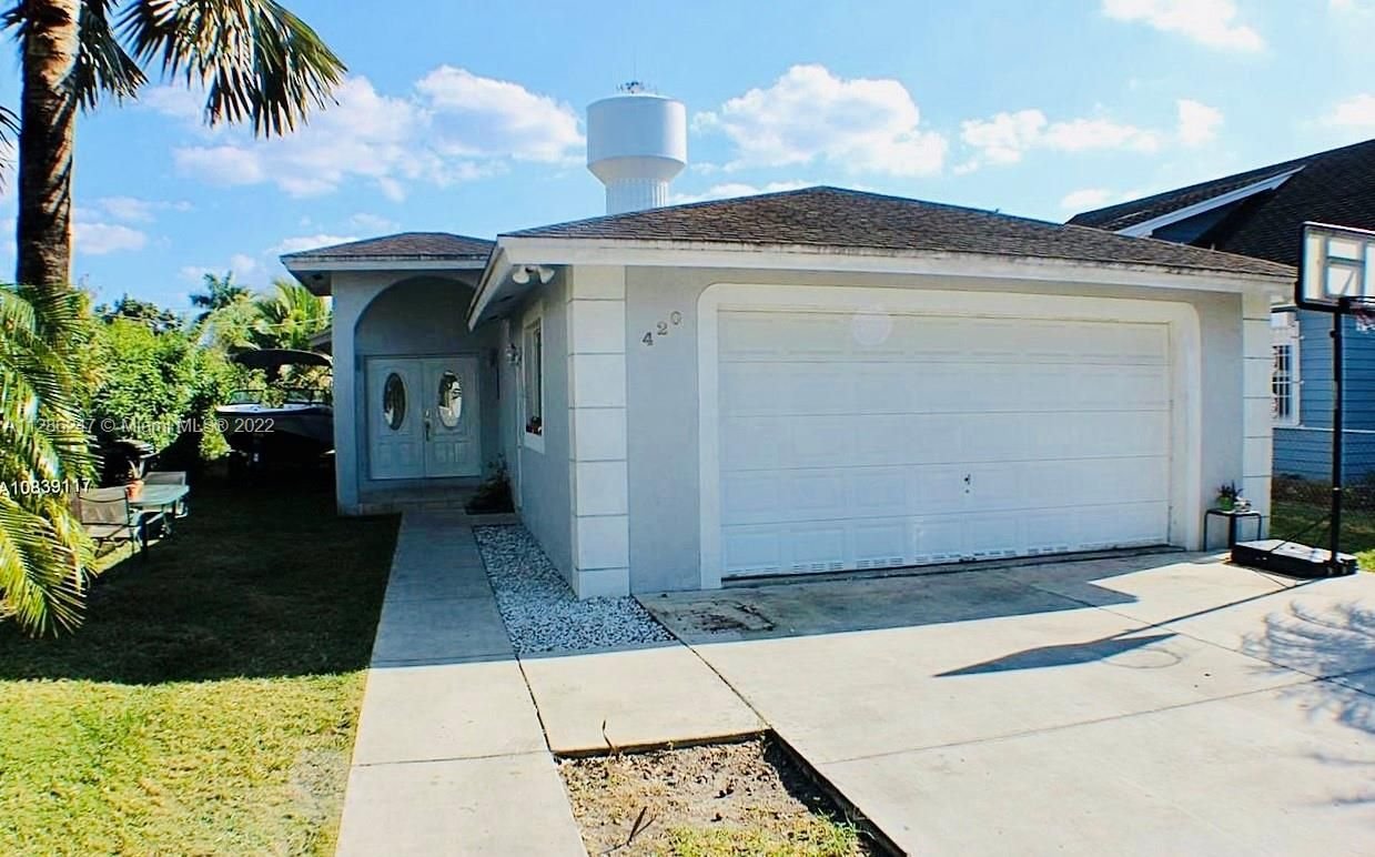 Real estate property located at 420 10th St, Miami-Dade County, Homestead, FL