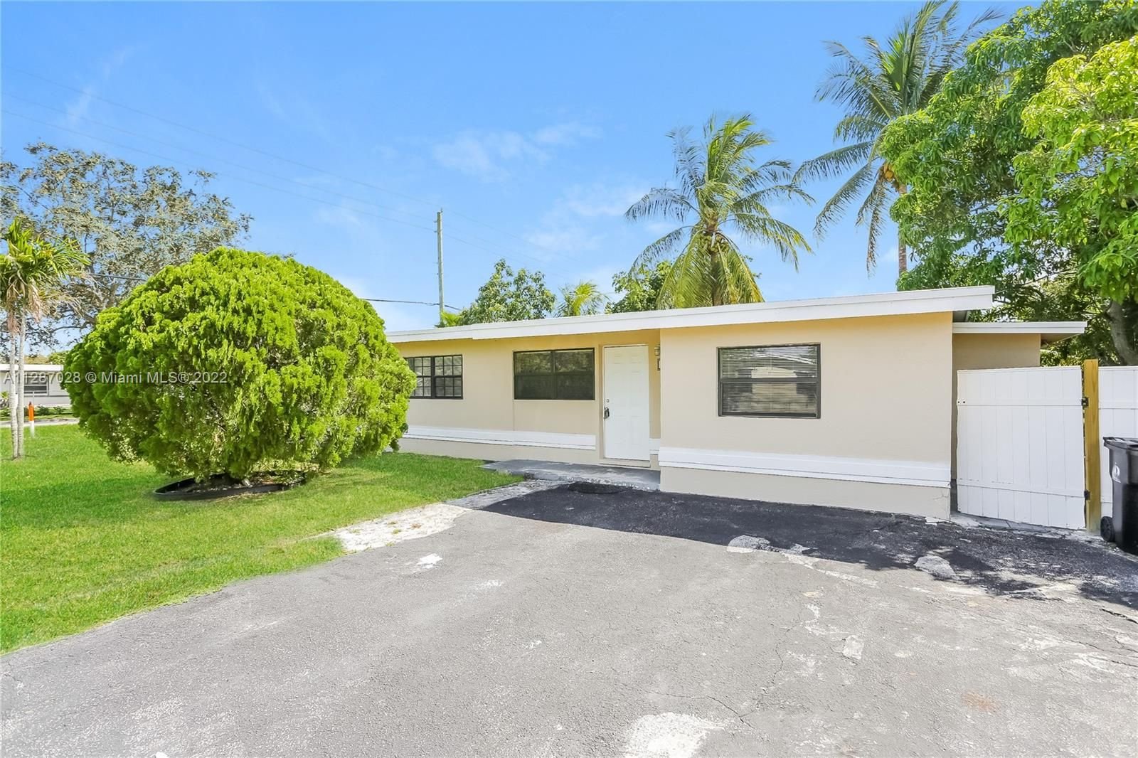 Real estate property located at 1500 12th St, Broward County, Fort Lauderdale, FL