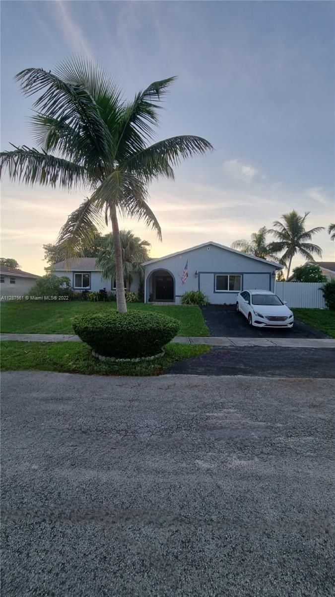 Real estate property located at 26110 130th Pl, Miami-Dade County, Homestead, FL