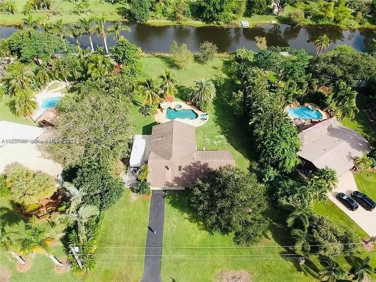 Real estate property located at 4830 201st Ter, Broward County, Southwest Ranches, FL