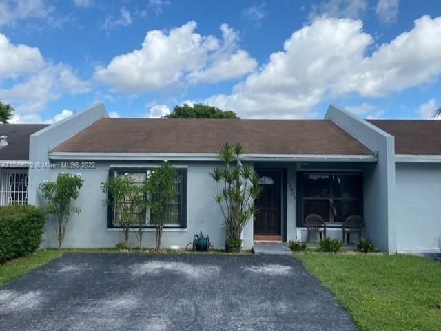 Real estate property located at 13921 58th Ter #13921, Miami-Dade County, Miami, FL