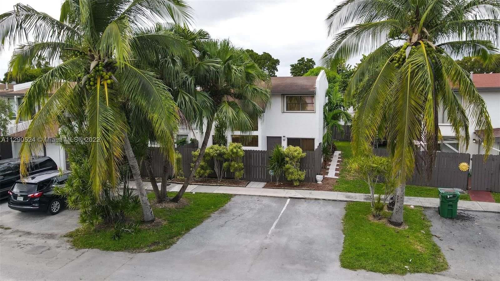 Real estate property located at 6924 110th Ave, Miami-Dade County, Miami, FL